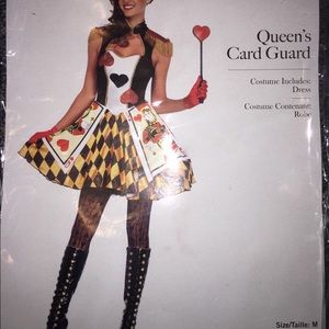 Queen of hearts Halloween costume size medium